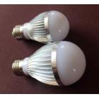LED球泡灯(LDQP05002)