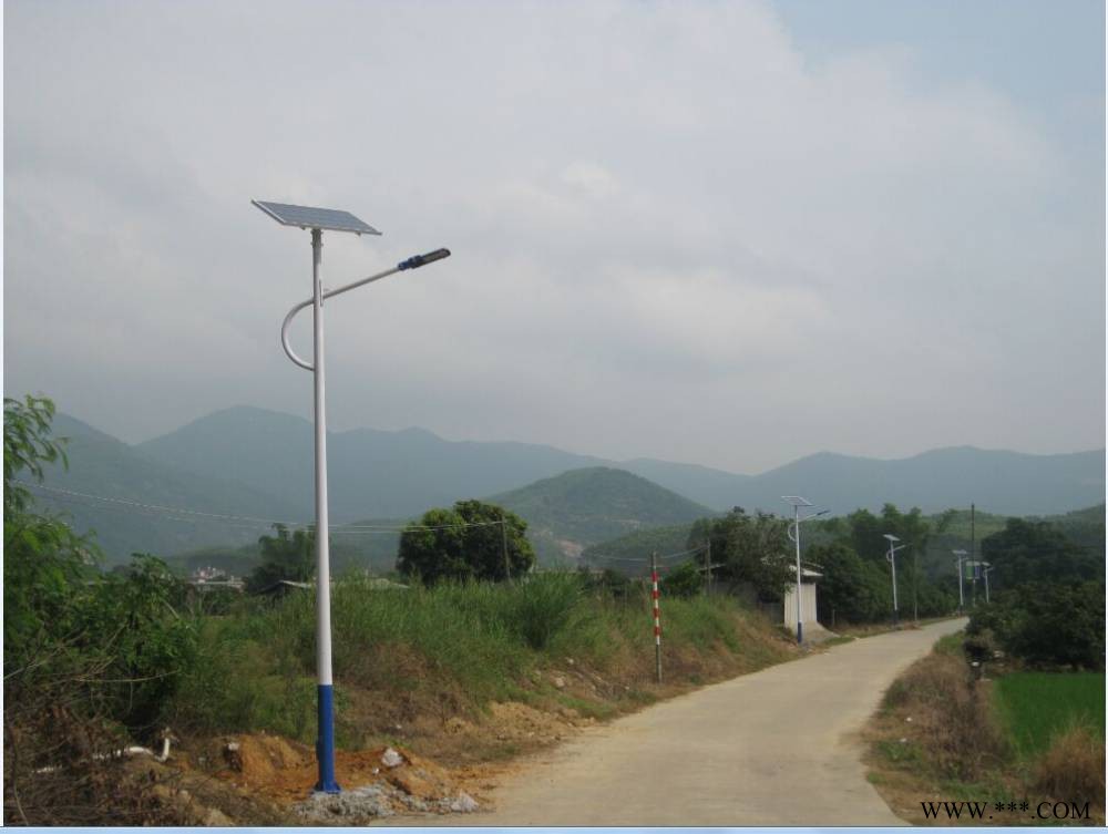 柳州柳江太阳能LED农村路灯公园路径太阳能LED灯高亮，零电费，免布线