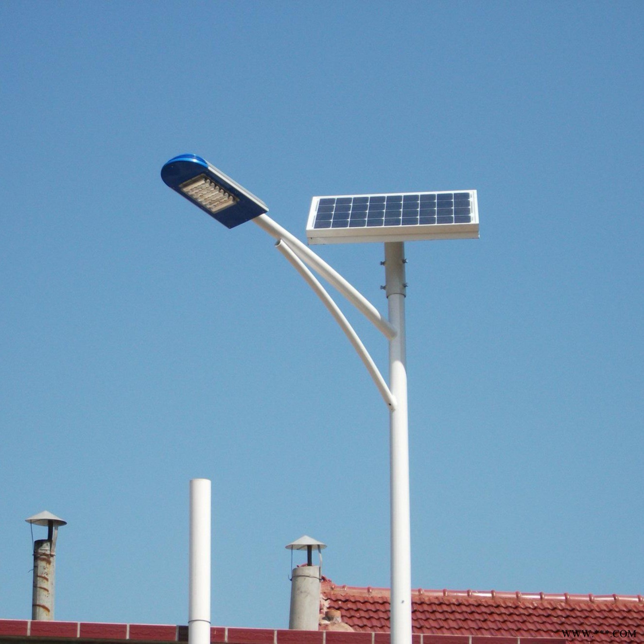 厂家生产6米30W太阳能路灯-太阳能一体化路灯批发 亿城