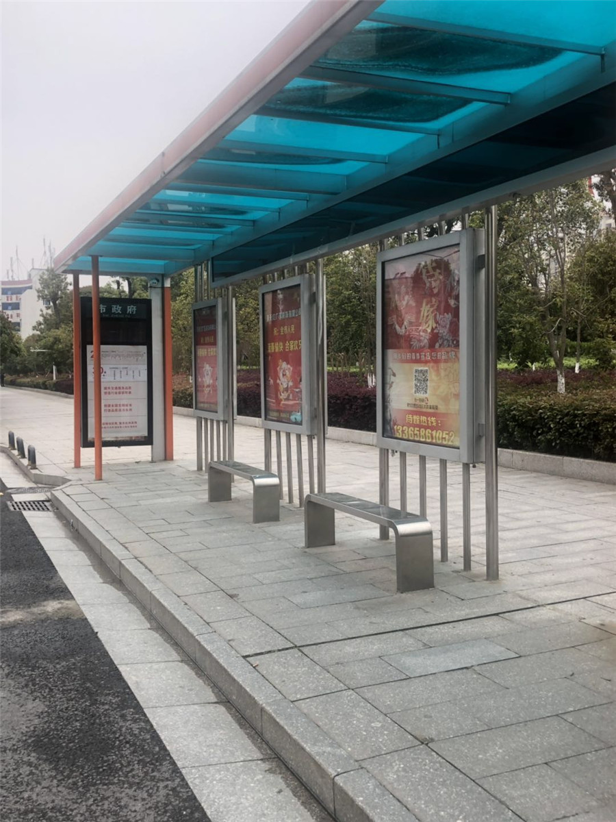 陇南市 华鼎HD新款建设太阳能候车亭太阳能供电