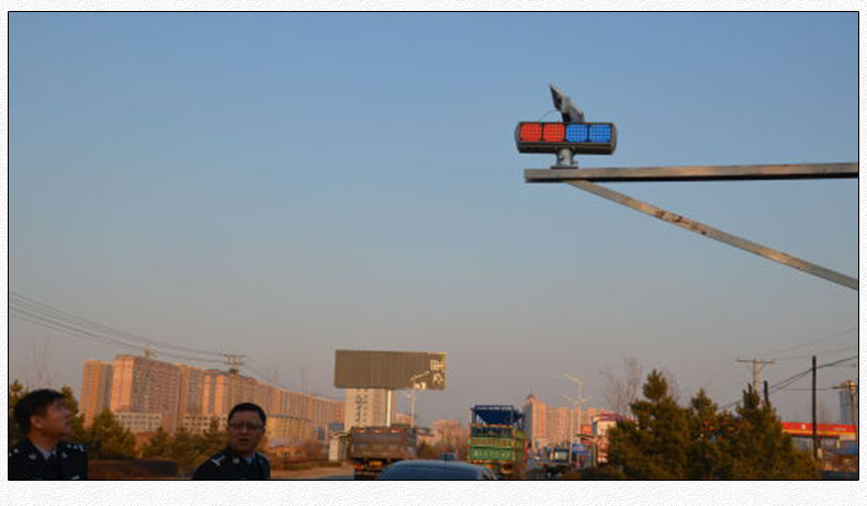 太阳能爆闪灯  太阳能信号频闪灯四灯双面警示灯  道路LED爆闪灯示例图22